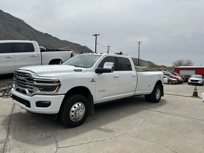 Dodge Ram 3500 Dually